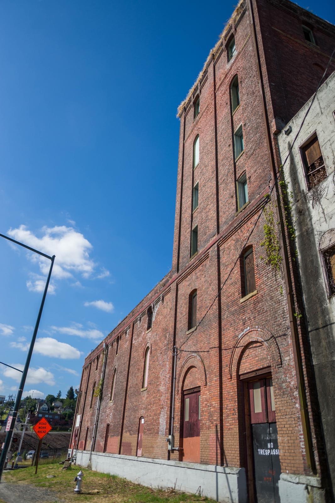 Image showing the Puget Sound Brewing warehouse and brick tower 